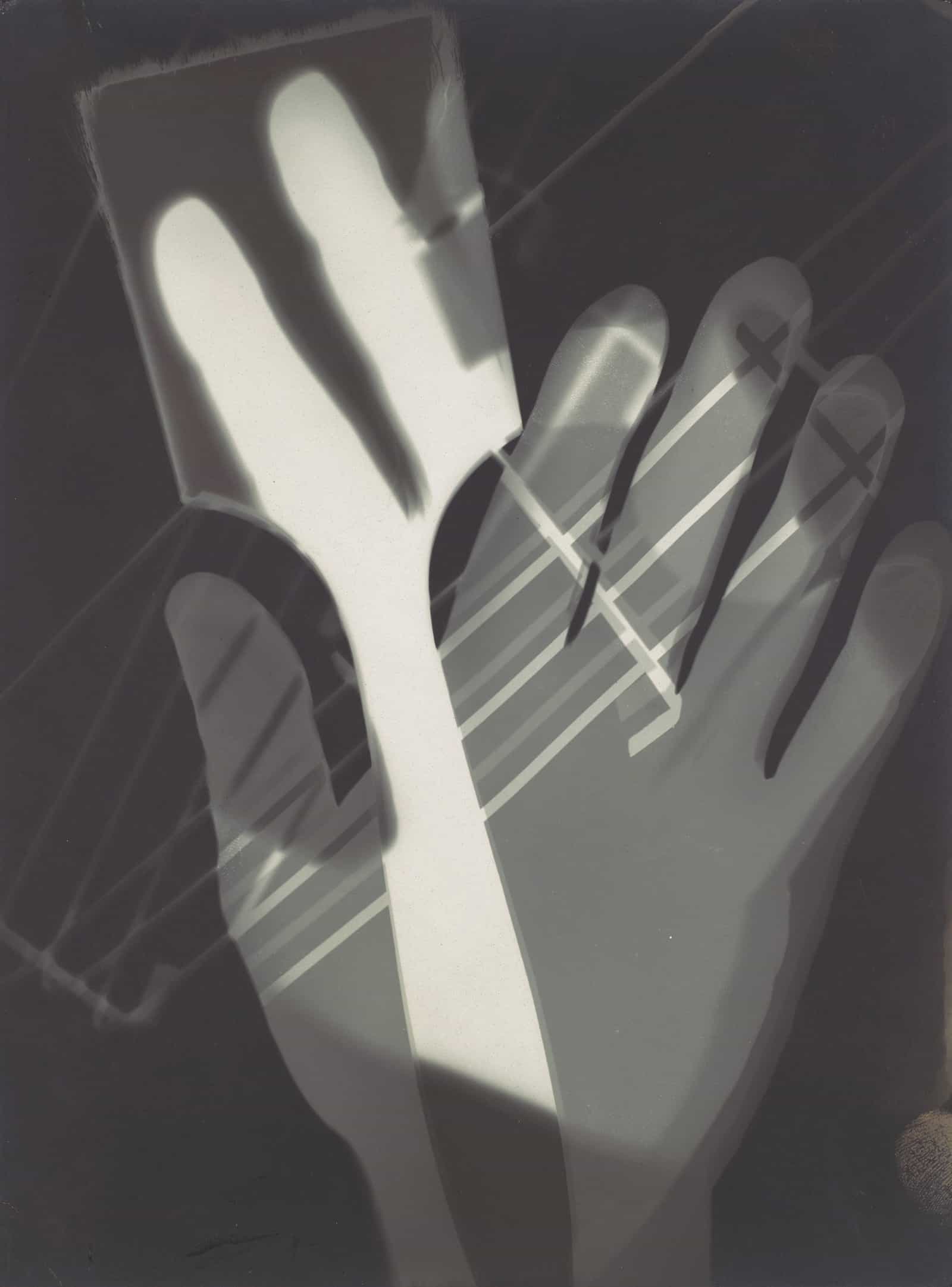 Fotogramm by Laszlo Moholy Nagy - Image 2